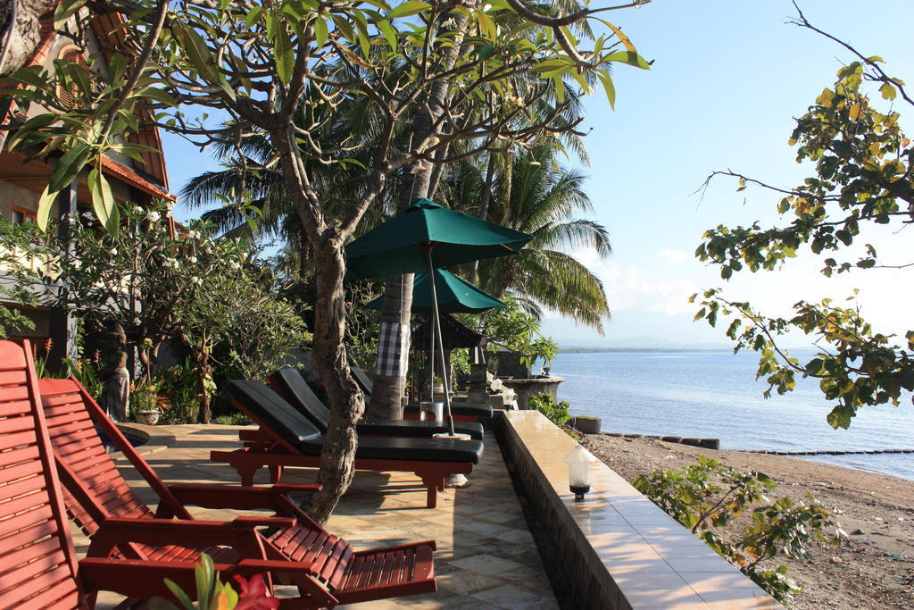 Cleopatra Beach Bungalows Lovina Quarto foto