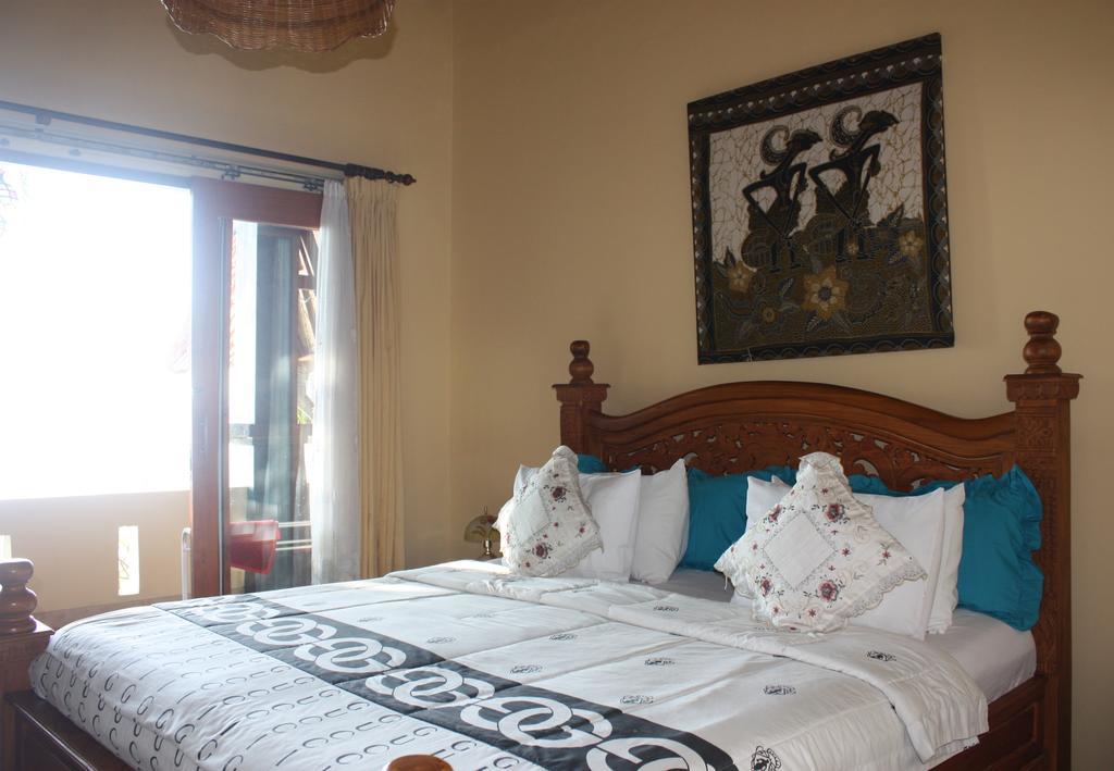Cleopatra Beach Bungalows Lovina Quarto foto