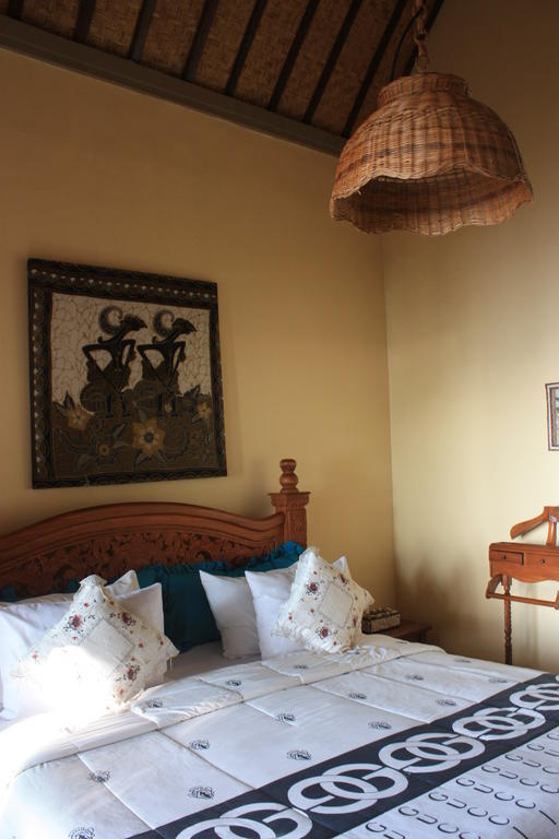 Cleopatra Beach Bungalows Lovina Quarto foto