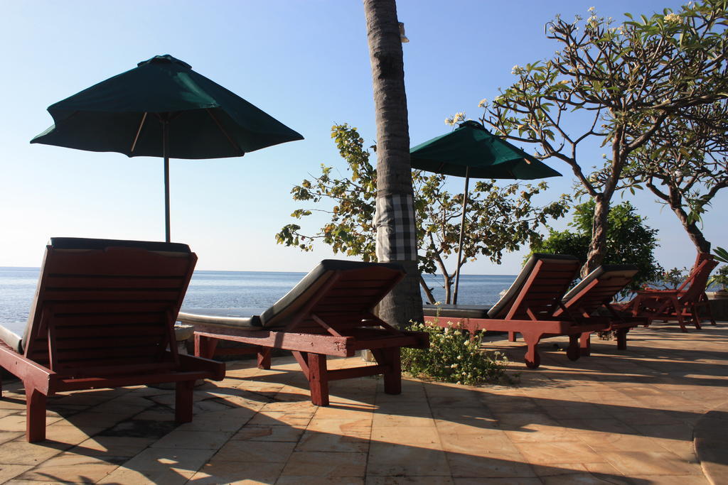 Cleopatra Beach Bungalows Lovina Exterior foto
